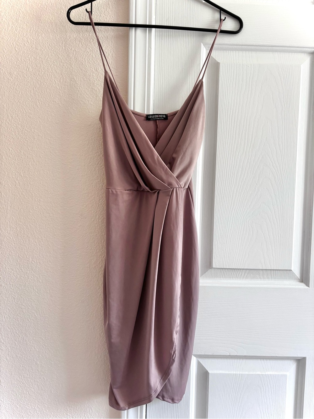 Fashion Nova Mauve Ruched Midi Bodycon Cocktail Dress Small